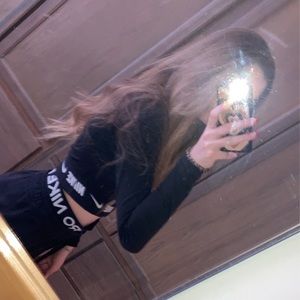 Meet your Posher, Mira